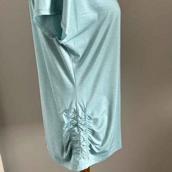 Eddie Bauer Women's Aqua Short Sleeve Top - Picture 3 of 5